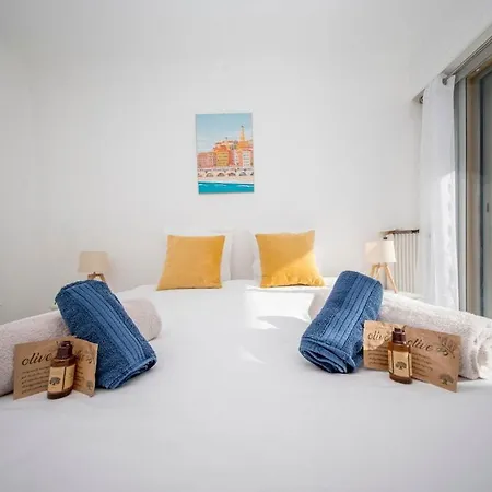 Le Dauphins Vue Exceptionnelle Mer Terrasse Climatisation * مينتون