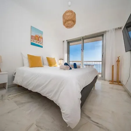 Le Dauphins Vue Exceptionnelle Mer Terrasse Climatisation شقة